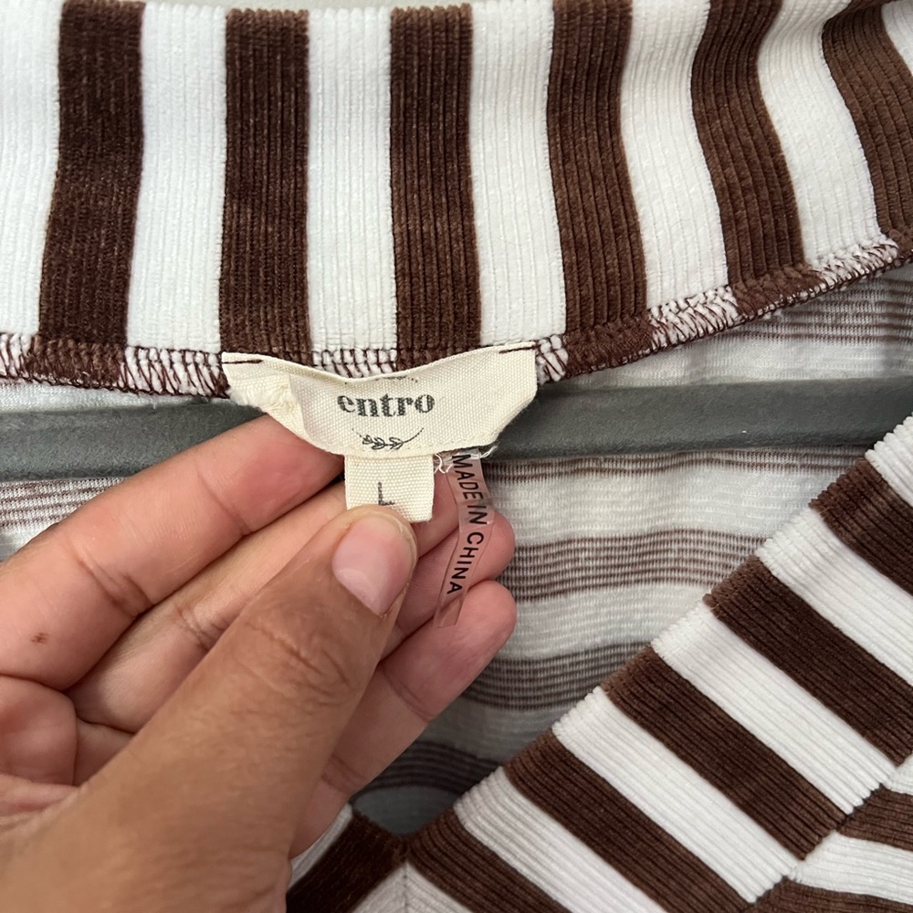 Entro Boutique Layering Striped Sweater - Picture 2 of 3